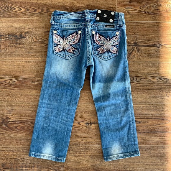 Miss Me Capris 🦋 - Picture 5 of 9